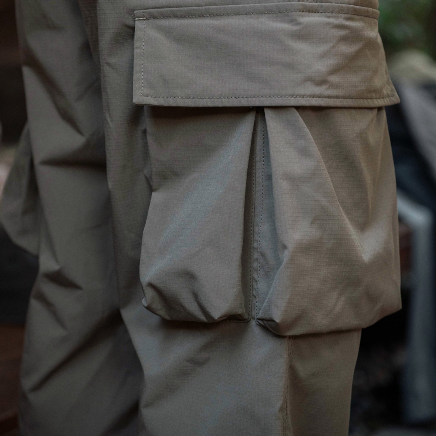 Japanese-Style Multi-Pocket Hiking Cargo Pants